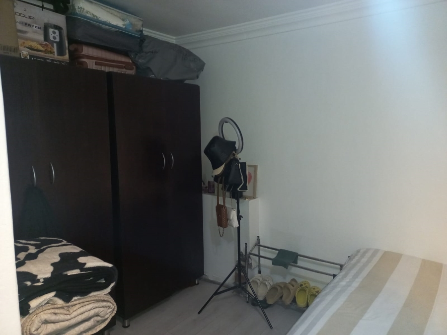 4 Bedroom Property for Sale in Lentegeur Western Cape